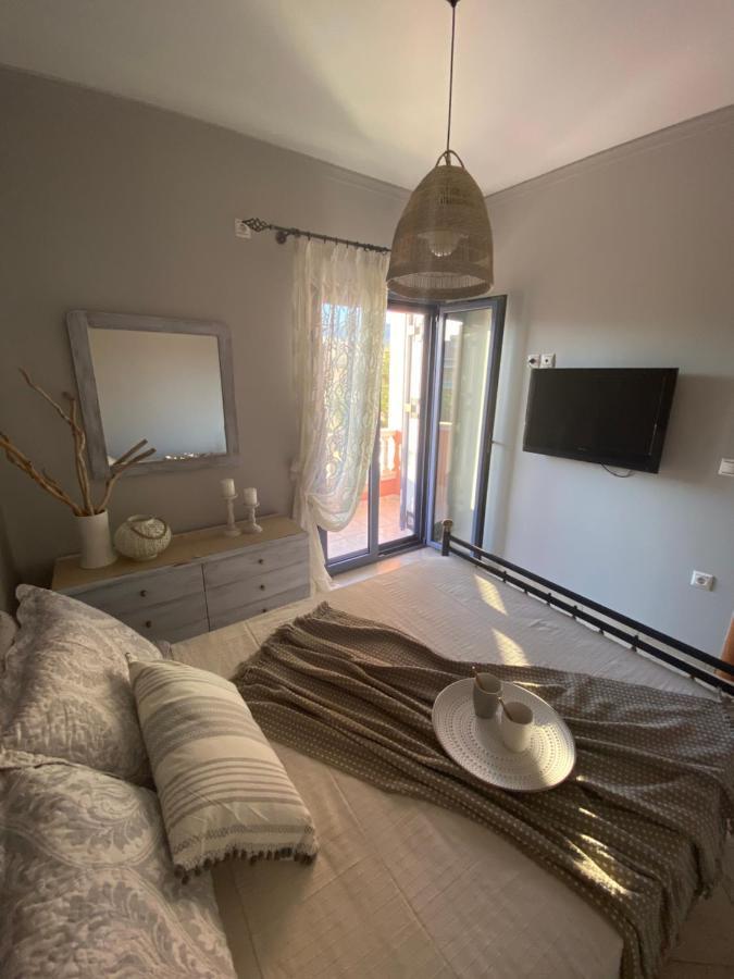 Ostraco Suite 2 Nafpaktos Exterior photo